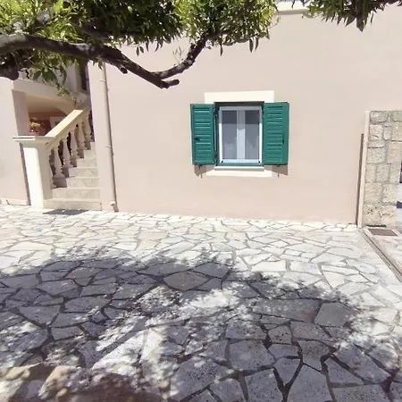 Lofos House Apartment *